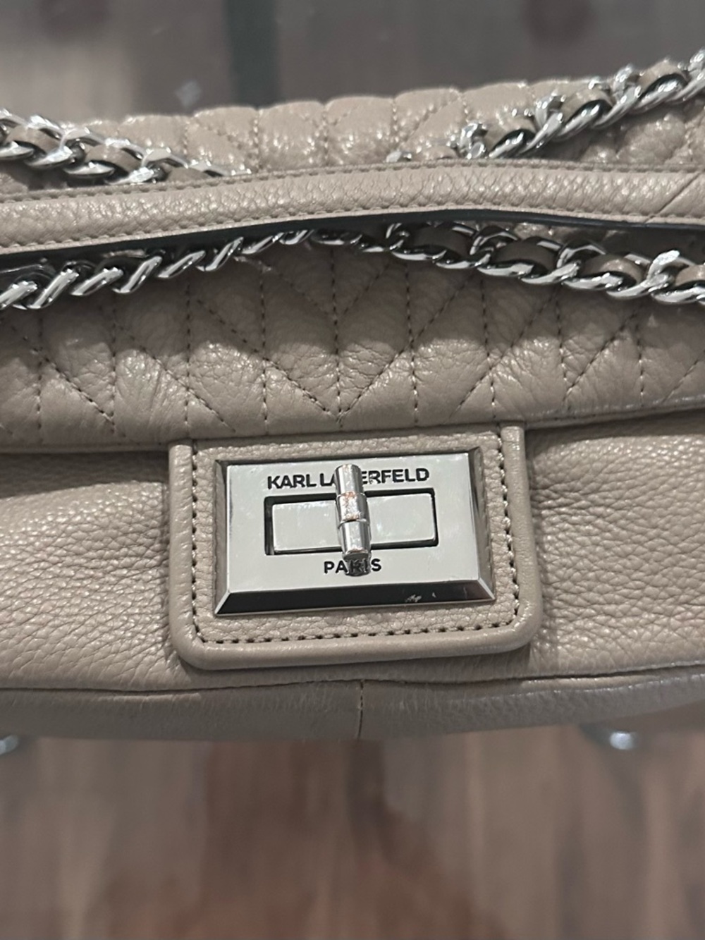 Karl Lagerfeld purse - Picture 4 of 5